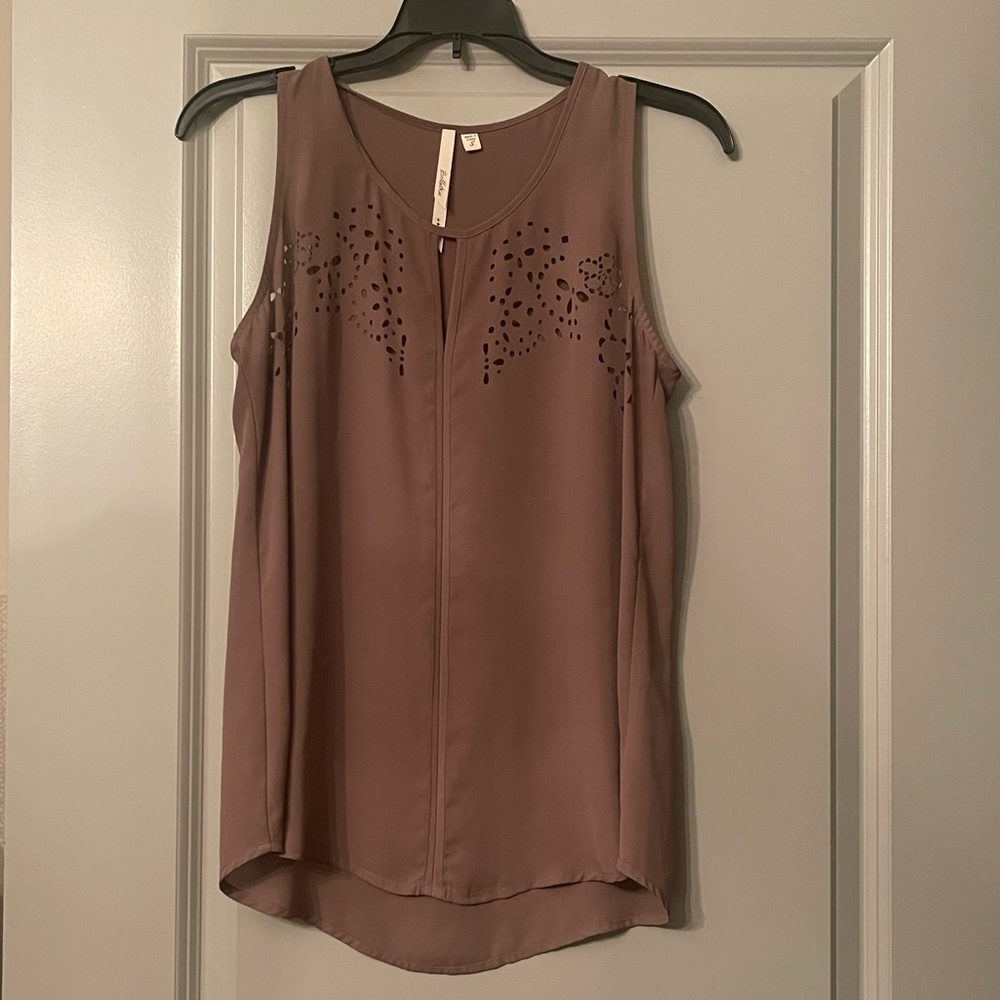 Bellatrix brown tank size small